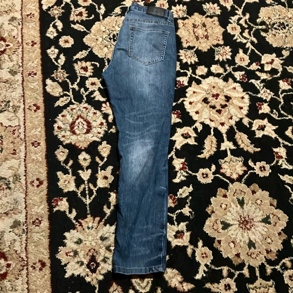 Blue jeans - Picture 3 of 3
